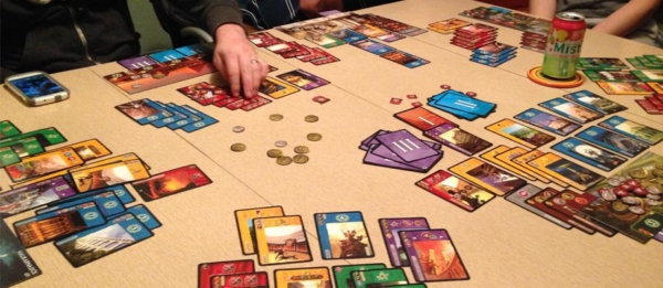 Chọn lá bài board game 7 Wonders