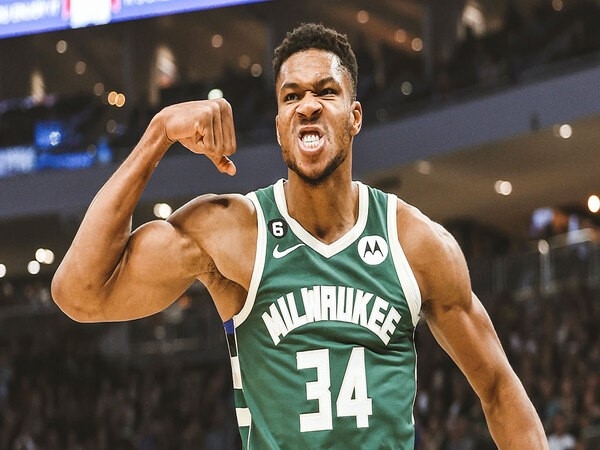 Giannis Antetokounmpo là một trong những ngôi sao bóng rổ hàng đầu hiện nay